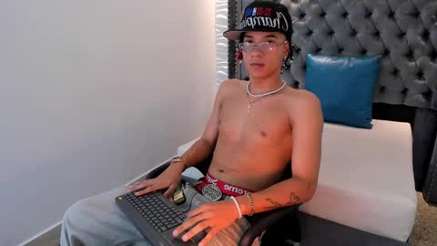 MARSHALL online show from 5, 12, 2025