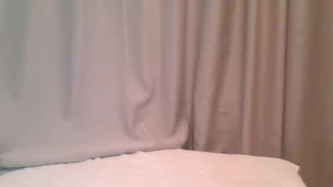 Snapshot of marshmelow555 chatting on 3, 2, 2025 Hi im Kate online show from 3, 2, 2025