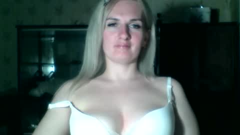 Snapshot of marta_haze chatting on 13, 5, 2026 marta_haze online show from 13, 5, 2026