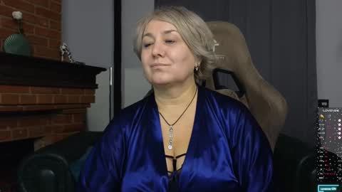 marta_wils online show from 3, 10, 2025