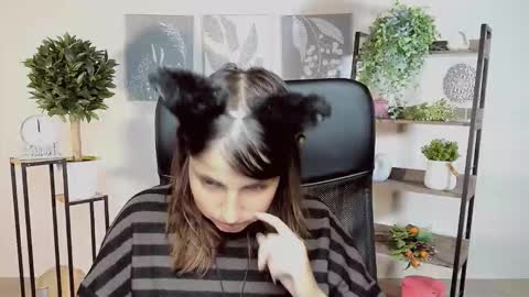 Snapshot of martaedams chatting on 15, 10, 2025 martaedams online show from 15, 10, 2025