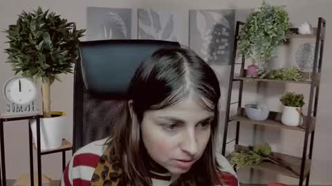 Snapshot of martaedams chatting on 3, 12, 2025 martaedams online show from 3, 12, 2025