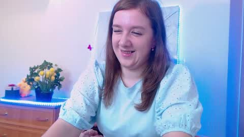 Snapshot of marthasimons chatting on 7, 5, 2026 Martha online show from 7, 5, 2026