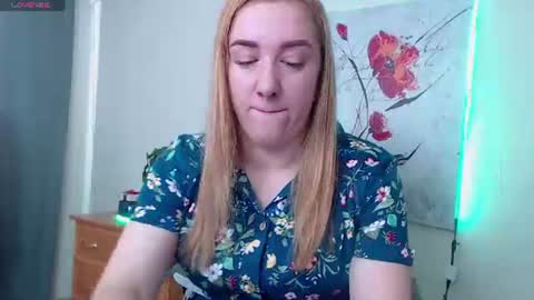 Snapshot of marthasimons chatting on 21, 6, 2026 Martha online show from 21, 6, 2026