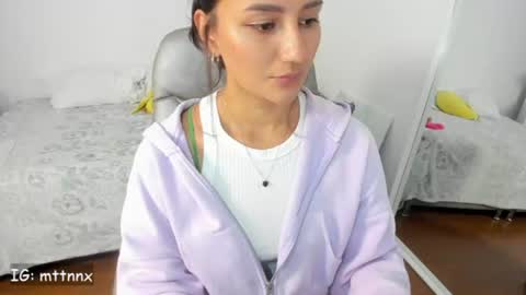 Snapshot of martiiinaa_ chatting on 3, 7, 2026 Martina online show from 3, 7, 2026