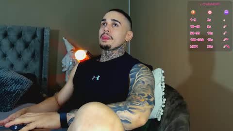 Snapshot of martin_colby05 chatting on 22, 11, 2025 ONLYFANS Sotoandres modelo independiente online show from 22, 11, 2025