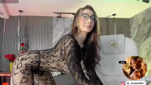 Snapshot of martina_mayers chatting on 2, 3, 2026 Martina online show from 2, 3, 2026