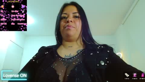 Hey im martina online show from 27, 12, 2024