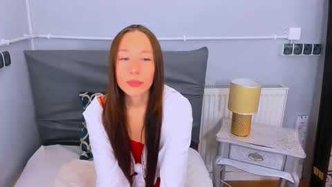 Snapshot of martinabody chatting on 28, 11, 2025 MartinaBody online show from 28, 11, 2025