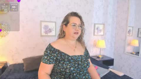 Martina Caicedo online show from 4, 6, 2026