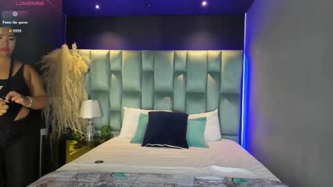 Martina Garcia online show from 10, 9, 2025