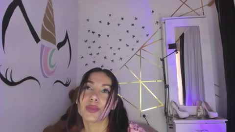 ...  ... online show from 28, 10, 2025