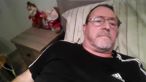 Snapshot of martinb62 chatting on 30, 10, 2025 Hotguy61 online show from 30, 10, 2025