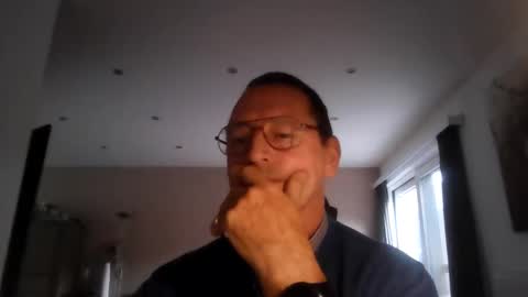 Snapshot of martinb62 chatting on 31, 10, 2025 Hotguy61 online show from 31, 10, 2025