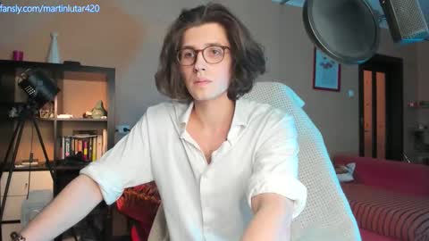 Snapshot of martinlutar420 chatting on 20, 11, 2025 Daddy Marty online show from 20, 11, 2025