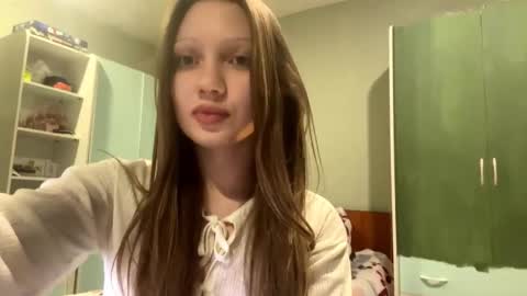 Snapshot of martinwion chatting on 26, 9, 2025 Emily online show from 26, 9, 2025