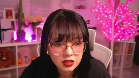 Snapshot of maru_chan_ chatting on 4, 12, 2025 INSTAGRAM Maruchan 02 online show from 4, 12, 2025