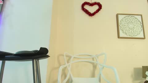 Snapshot of mary_cute9 chatting on 24, 3, 2026 mary_cute9 online show from 24, 3, 2026