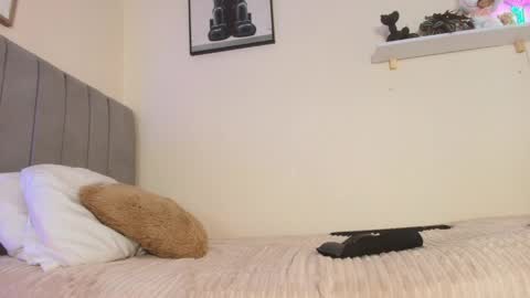 Snapshot of mary_cute9 chatting on 12, 5, 2026 mary_cute9 online show from 12, 5, 2026