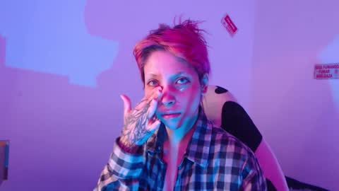                      100   online show from 28, 10, 2025