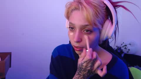                      100   online show from 5, 12, 2025