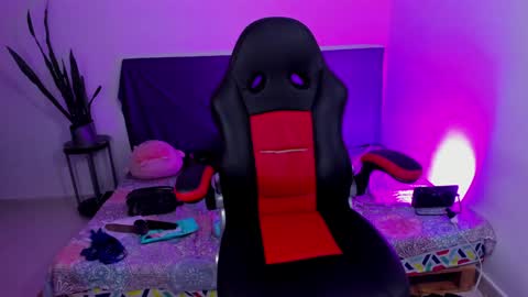 mary_magic online show from 20, 1, 2025