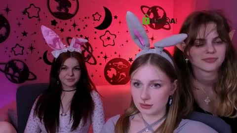 Snapshot of mary_meow_hot chatting on 28, 4, 2026 Mary online show from 28, 4, 2026