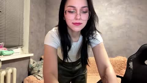 Snapshot of maryellensiewert chatting on 16, 12, 2025 Stephie online show from 16, 12, 2025