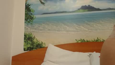 Snapshot of maryem199115 chatting on 22, 9, 2025 maryem online show from 22, 9, 2025