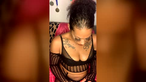 Snapshot of maryjaneubadgirl chatting on 9, 6, 2026 maryjaneubadgirl online show from 9, 6, 2026