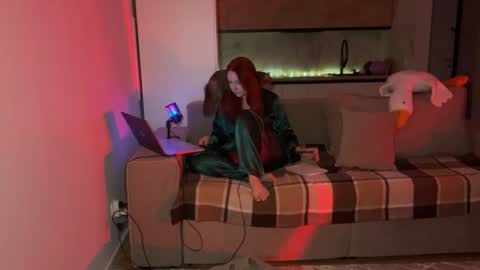 SirenVictoria online show from 29, 5, 2026
