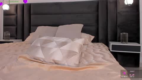  Mary  online show from 21, 12, 2024