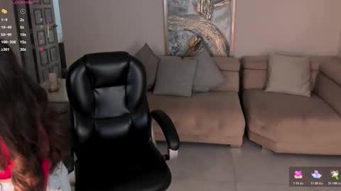  Mary  online show from 5, 11, 2025