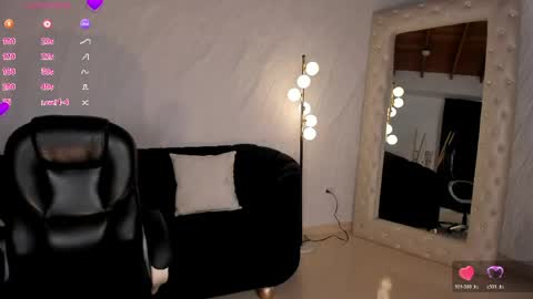 Snapshot of marylewis_ chatting on 27, 4, 2026 Mary online show from 27, 4, 2026