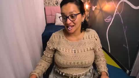 Snapshot of marylinmilf chatting on 12, 3, 2025 Marylin online show from 12, 3, 2025