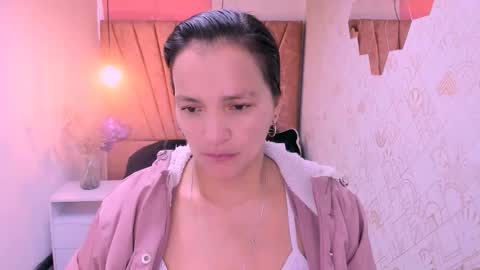 Snapshot of marylinmilf chatting on 6, 10, 2025 Marylin online show from 6, 10, 2025