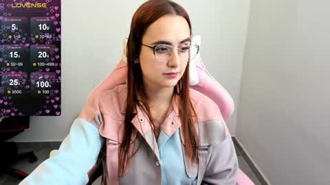 Dulce Maria online show from 29, 1, 2025