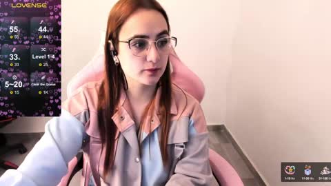 Dulce Maria online show from 30, 1, 2025