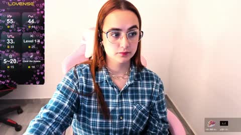 Dulce Maria online show from 31, 1, 2025