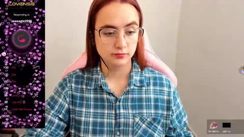 Dulce Maria online show from 11, 2, 2025