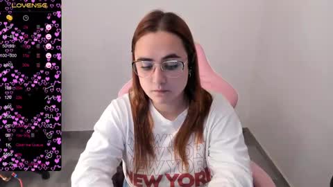 Dulce Maria online show from 7, 3, 2025