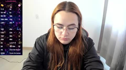 Dulce Maria online show from 30, 10, 2025