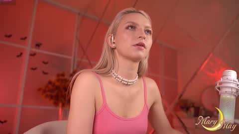 Snapshot of marylunamay chatting on 29, 11, 2025 Mary online show from 29, 11, 2025