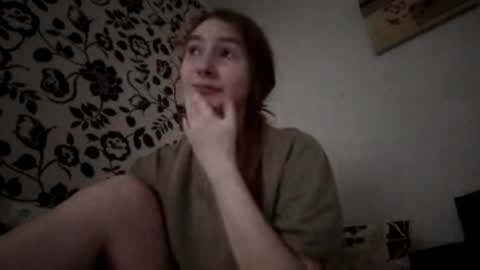 Snapshot of marylynreifsnider chatting on 13, 10, 2025 Hi My name is Elina Im 18 years old. online show from 13, 10, 2025