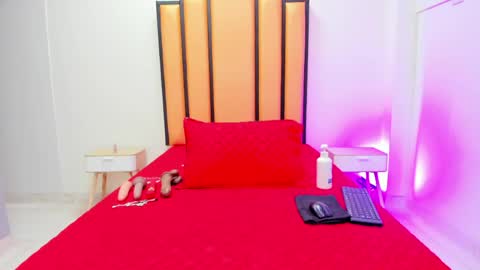Snapshot of marymarr_23 chatting on 21, 5, 2026 mary online show from 21, 5, 2026