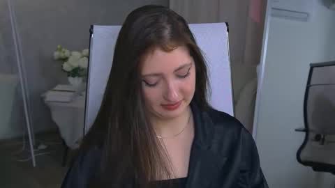 Mary Miller online show from 6, 11, 2025