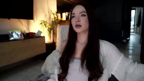 Marina online show from 15, 11, 2025