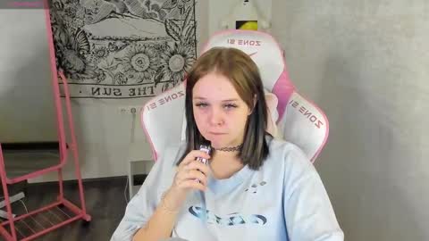 Snapshot of maryshiotta chatting on 5, 3, 2025 Mary online show from 5, 3, 2025