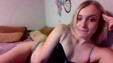maryyemm online show from 2, 1, 2025