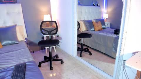 Snapshot of masha_eroticxx chatting on 16, 1, 2025 Masha Foxx online show from 16, 1, 2025